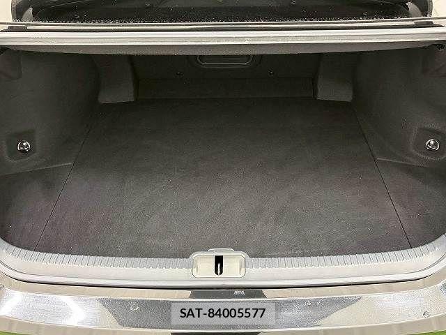 Lexus ES 2019-06 7251305-10
