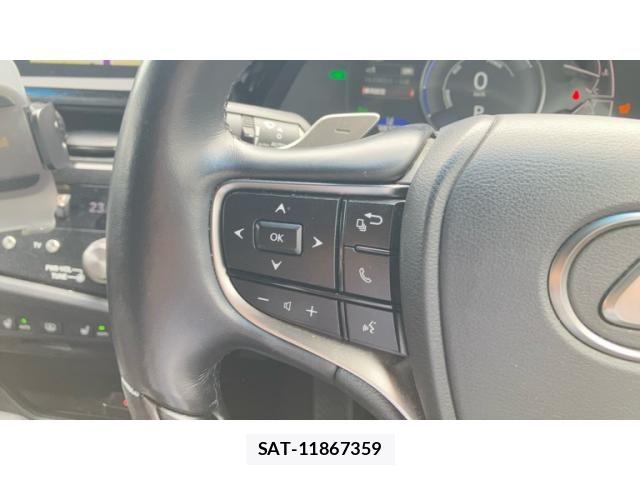 Lexus ES 2022-01 7328008-15