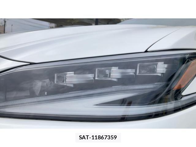 Lexus ES 2022-01 7328008-28