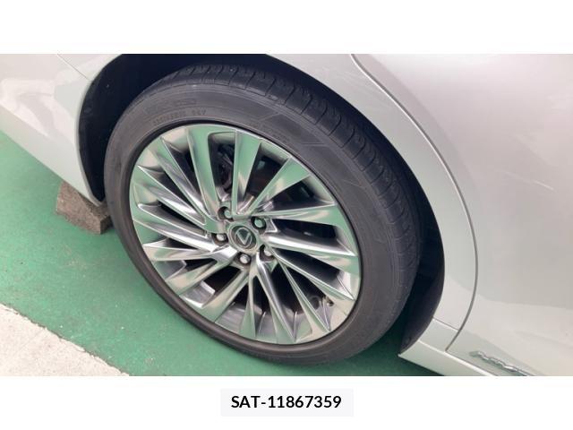 Lexus ES 2022-01 7328008-5