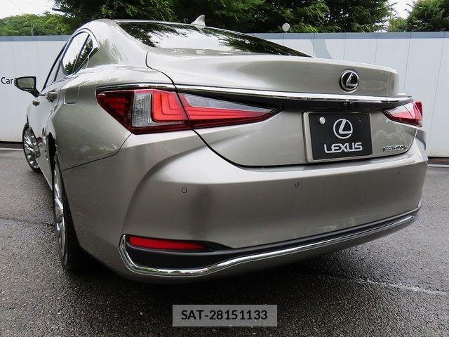 Lexus ES 2025-09 7328005-28