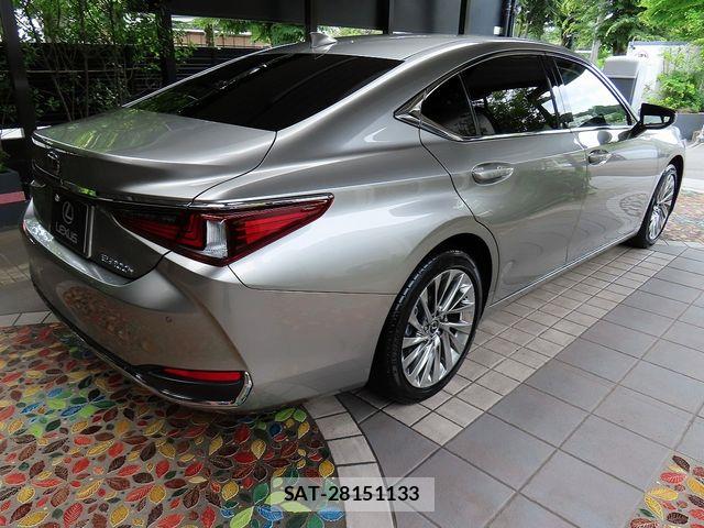 Lexus ES 2025-09 7328005-6