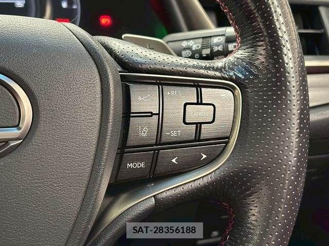 Lexus ES 2019-03 7358460-8