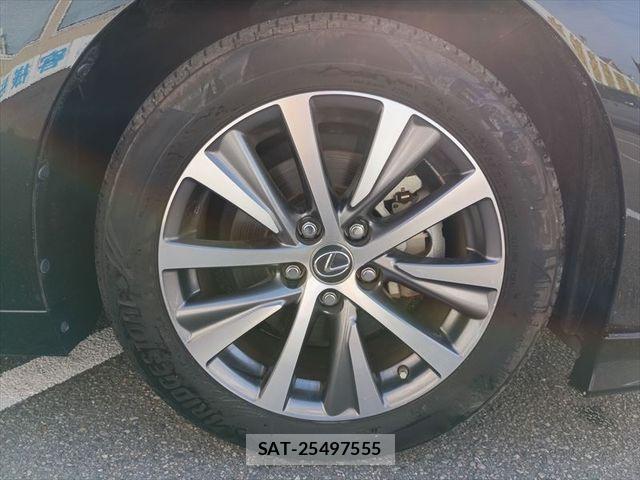 Lexus ES 2021-05 7358471-6