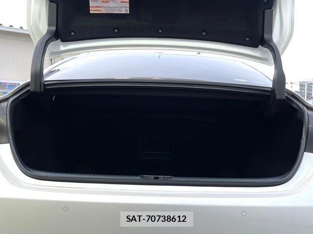Lexus ES 2020-05 7358461-10