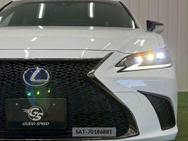 Lexus ES 2020-02 7358464-17