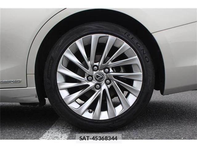 Lexus ES 2019-10 7392655-16