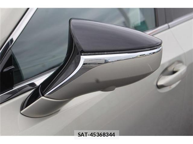 Lexus ES 2019-10 7392655-27