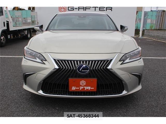Lexus ES 2019-10 7392655-7