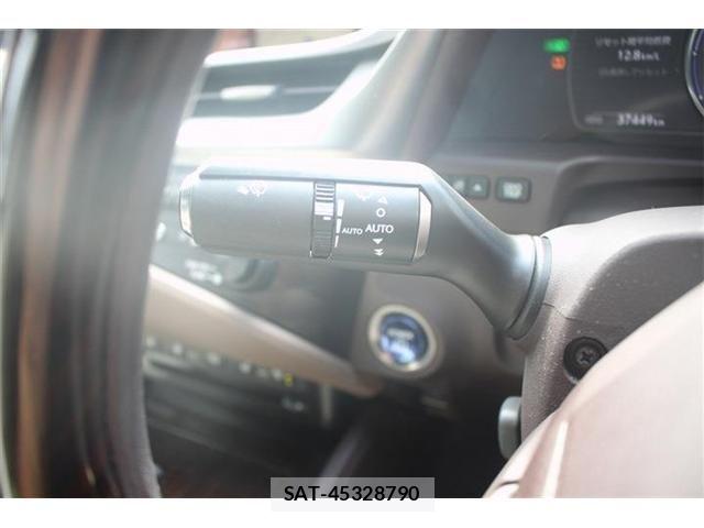 Lexus ES 2018-11 7392653-27