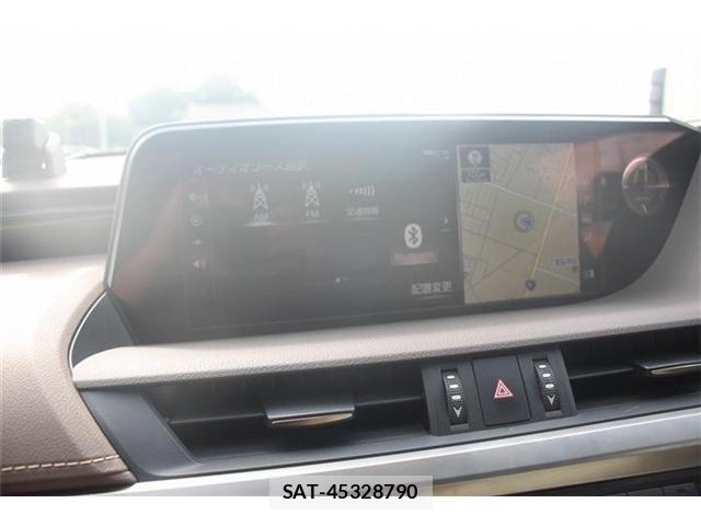 Lexus ES 2018-11 7392653-2