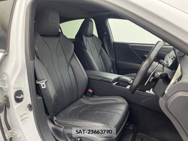 Lexus ES 2018-12 7455361-14