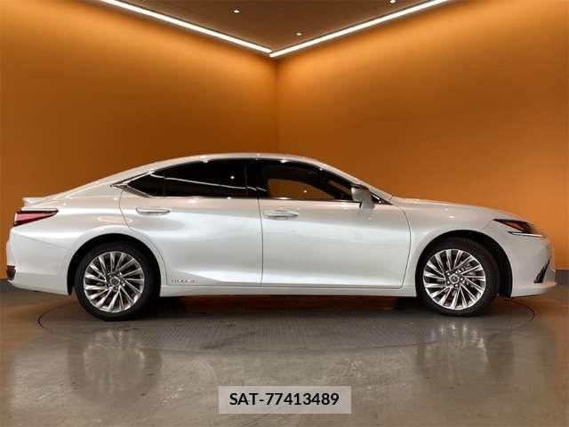 Lexus ES 2020-10 7455363-6