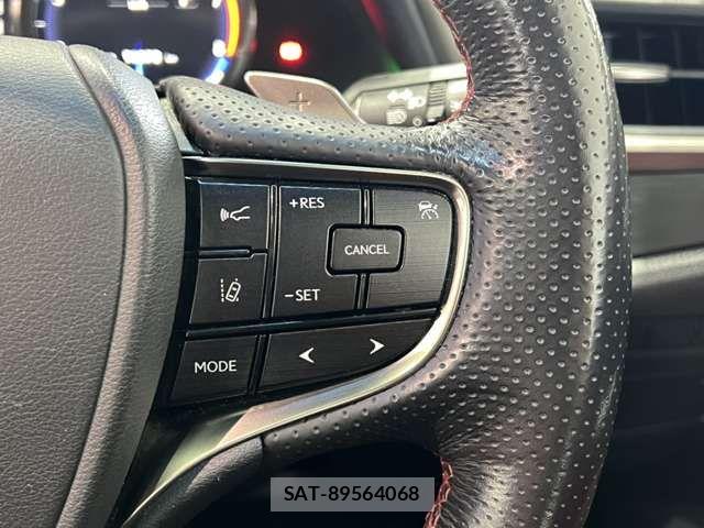 Lexus ES 2019-06 7455364-7