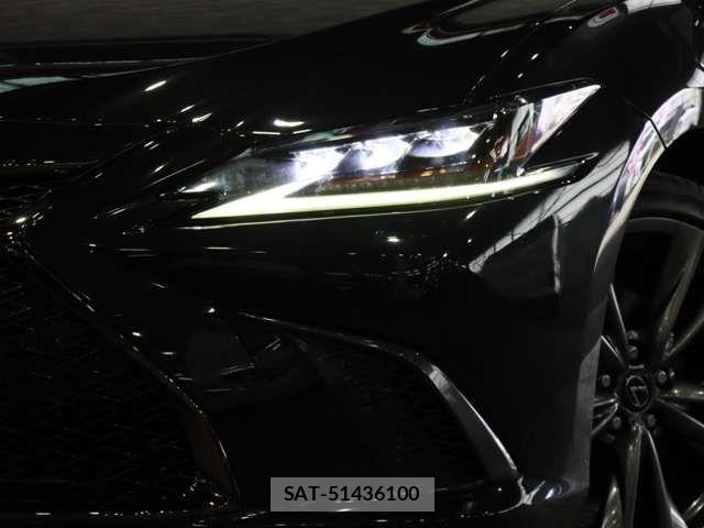 Lexus ES 2019-01 7455362-14