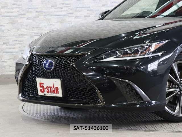 Lexus ES 2019-01 7455362-16