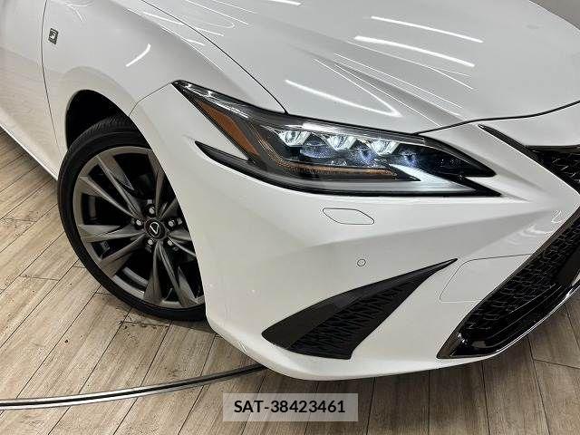 Lexus ES 2020-08 7501247-19