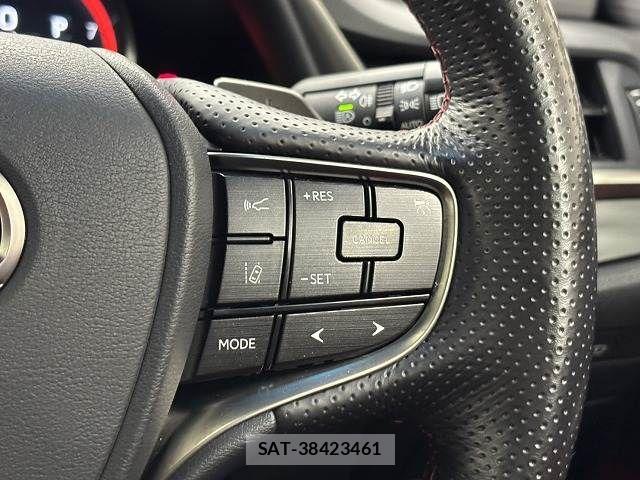 Lexus ES 2020-08 7501247-7