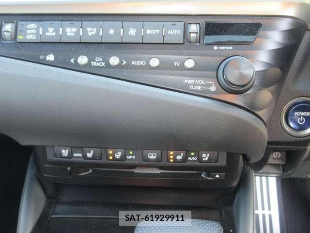 Lexus ES 2020-03 7501246-13