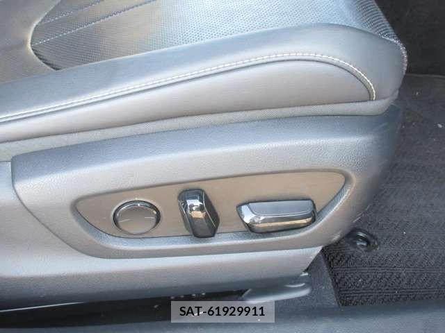 Lexus ES 2020-03 7501246-17