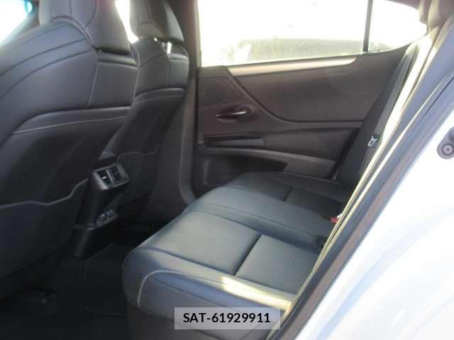 Lexus ES 2020-03 7501246-4