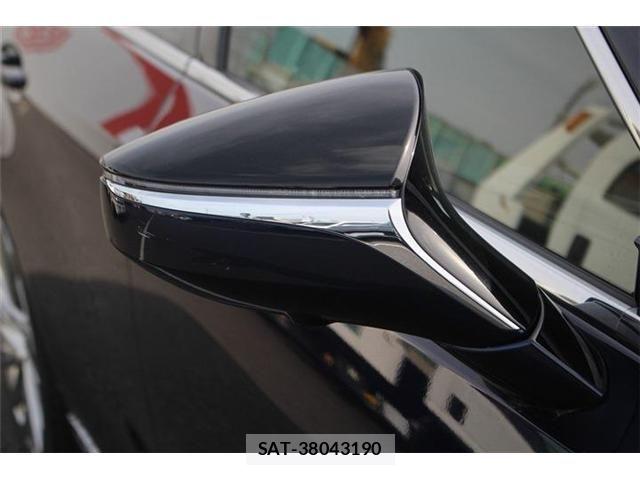 Lexus ES 2019-05 7509008-19