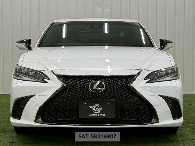 Lexus ES 2023-07 7501245-11