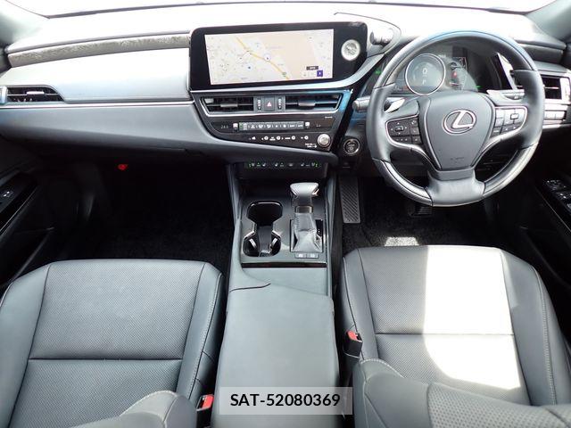Lexus ES 2023-07 7509001-1