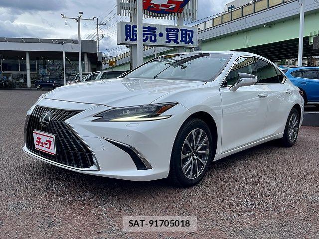 Lexus ES 2023-04 7562347-0