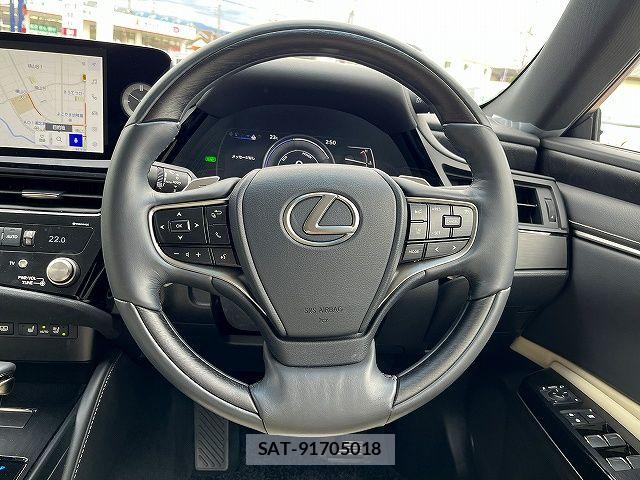 Lexus ES 2023-04 7562347-13