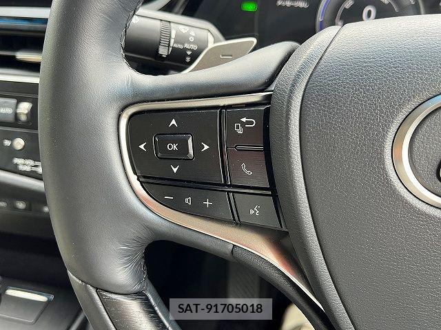 Lexus ES 2023-04 7562347-16