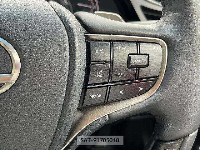 Lexus ES 2023-04 7562347-17