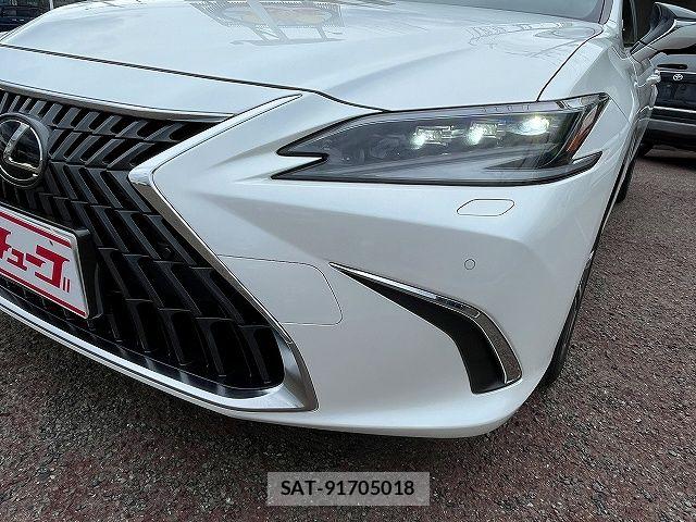Lexus ES 2023-04 7562347-23