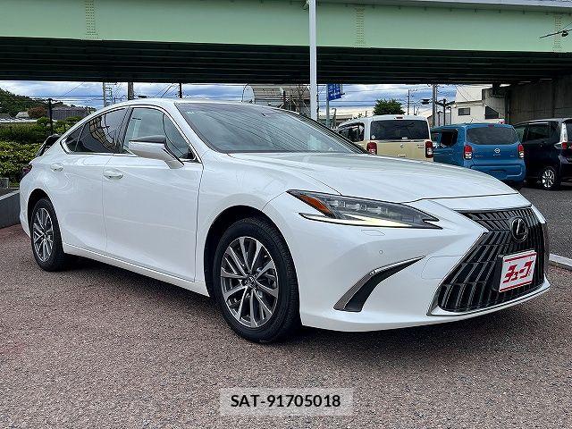 Lexus ES 2023-04 7562347-6