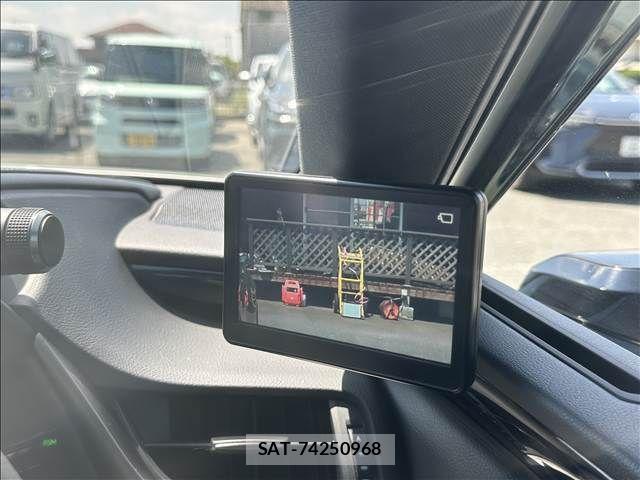 Lexus ES 2019-03 7328006-10