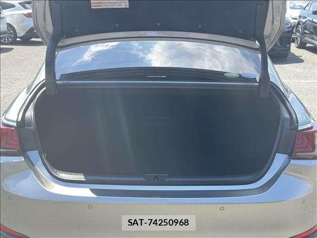 Lexus ES 2019-03 7328006-14
