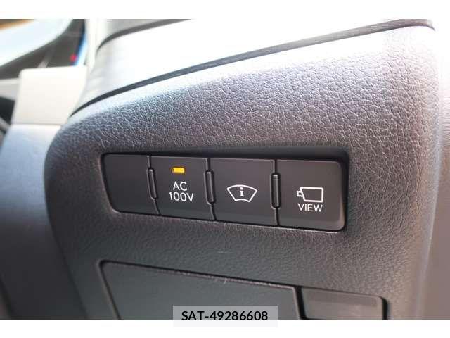 Lexus ES 2019-05 7617626-16