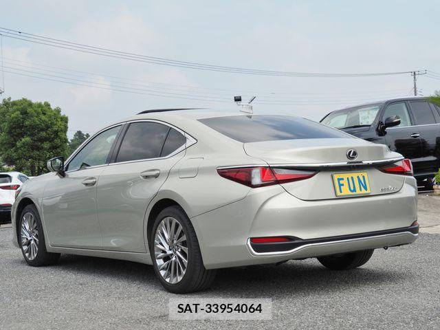 Lexus ES 2023-04 7617625-5