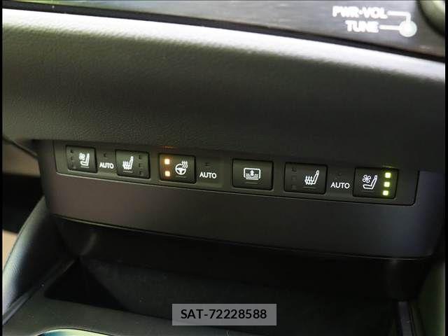 Lexus ES 2023-07 7617624-10