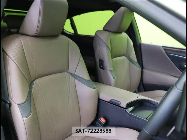 Lexus ES 2023-07 7617624-22