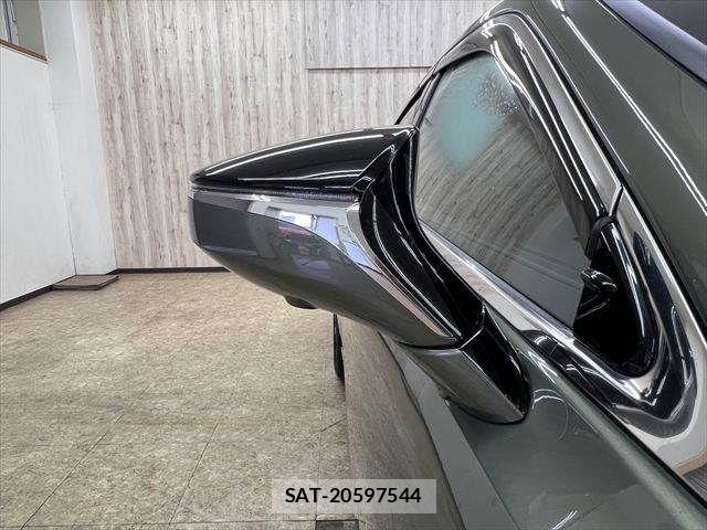 Lexus ES 2021-11 7725020-23