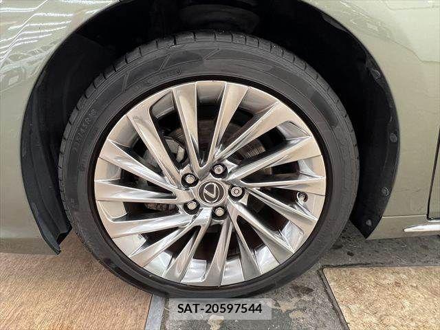 Lexus ES 2021-11 7725020-26