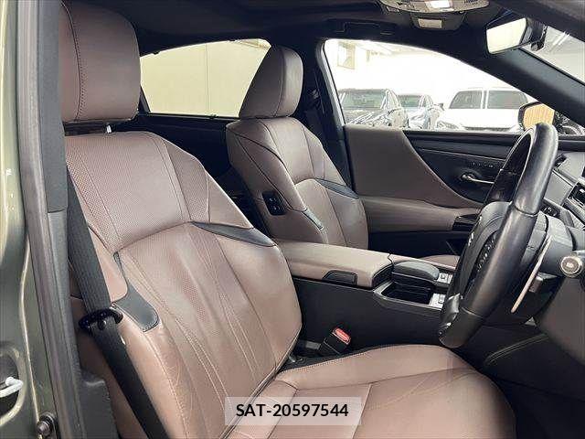 Lexus ES 2021-11 7725020-7