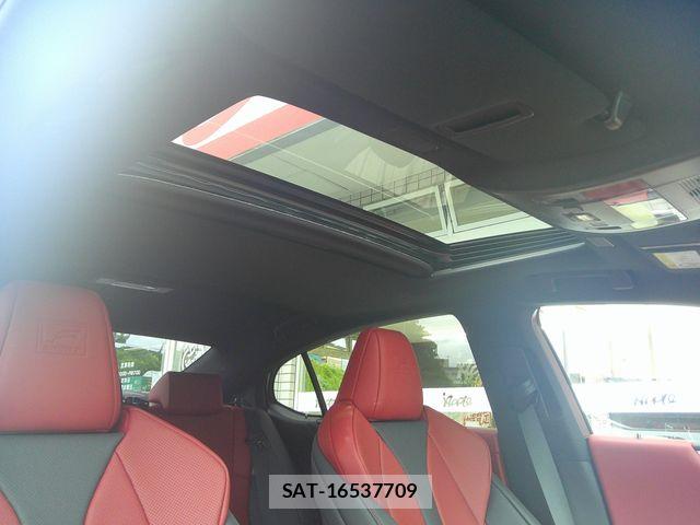 Lexus ES 2025-05 7725013-12