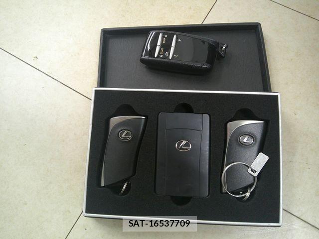 Lexus ES 2025-05 7725013-23