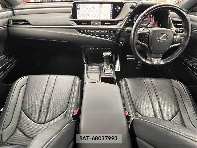 Lexus ES 2019-01 7725018-2
