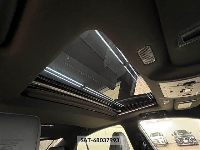 Lexus ES 2019-01 7725018-3