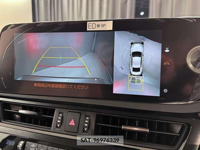 Lexus ES 2024-05 7725014-16