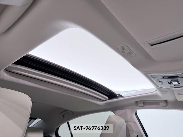 Lexus ES 2024-05 7725014-17