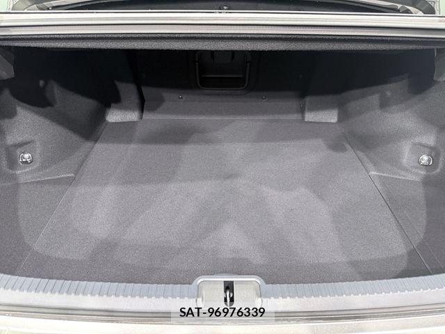 Lexus ES 2024-05 7725014-21